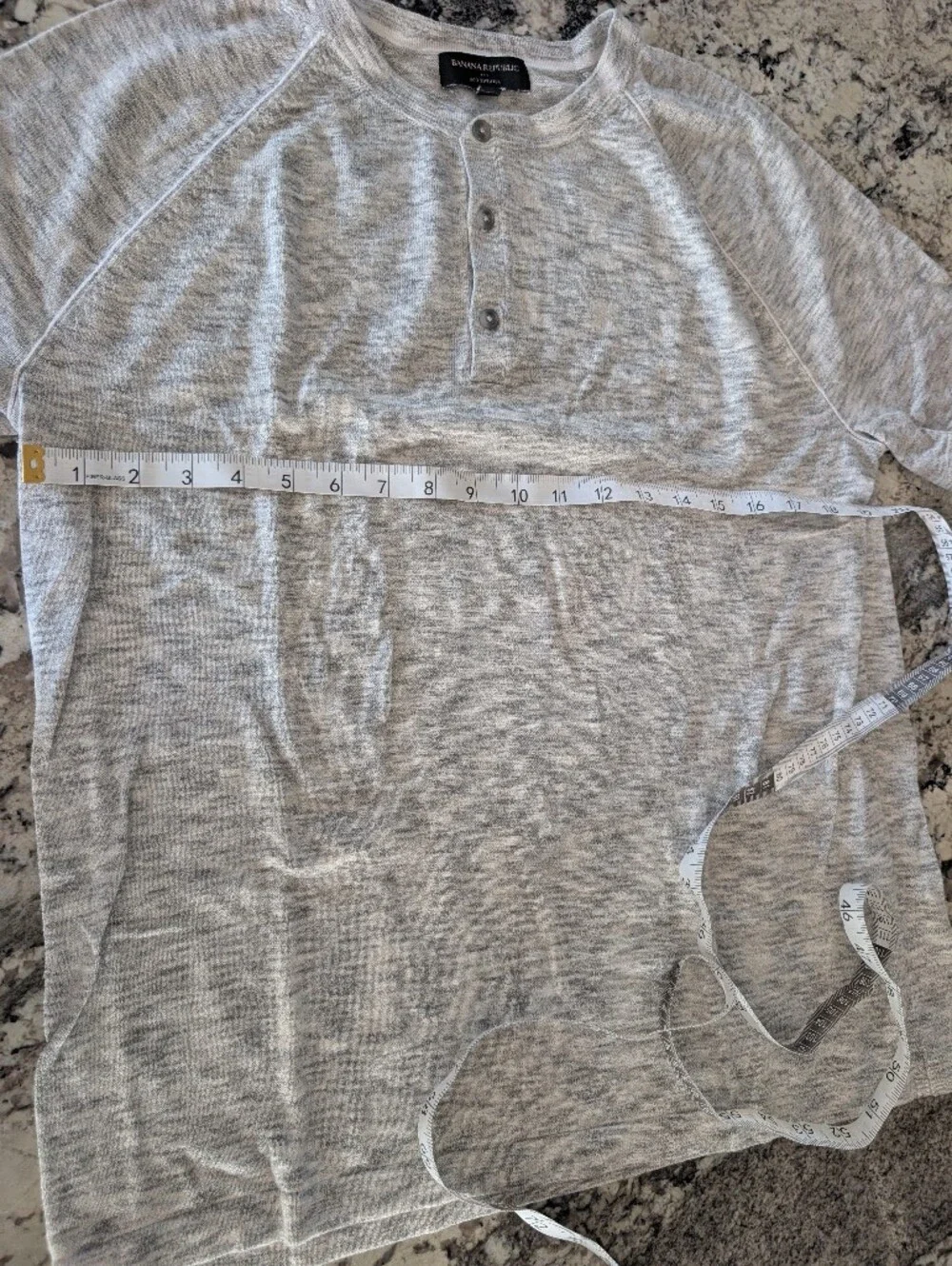 Banana Republic Light Heather Gray Short-Sleeve Henley